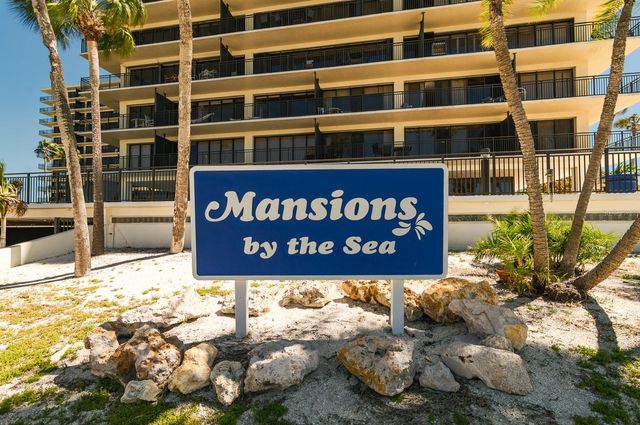 7650 BAYSHORE DRIVE 1105, Treasure Island, FL 33706
