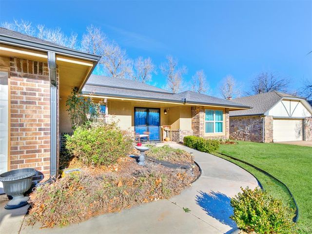 701 John F Kroutil Drive, Yukon, OK 73099