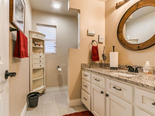 701 John F Kroutil Drive, Yukon, OK 73099