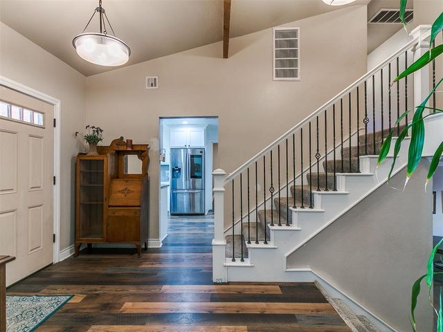 701 John F Kroutil Drive, Yukon, OK 73099