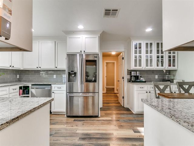 701 John F Kroutil Drive, Yukon, OK 73099