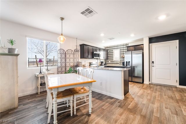 2710 Yellow Blaze Way 4, Las Vegas, NV 89183