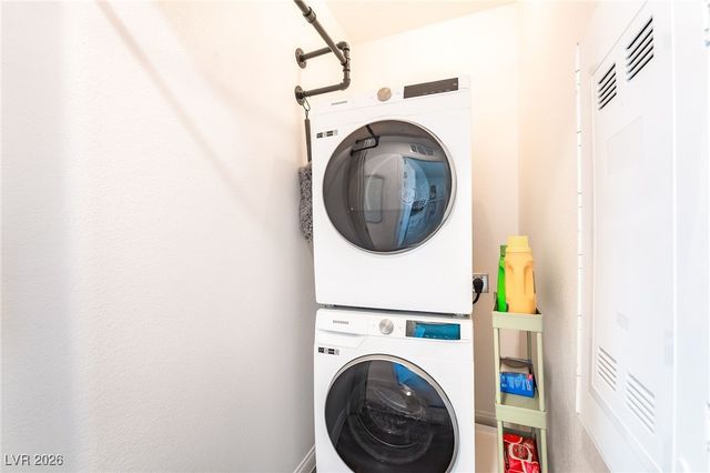 2710 Yellow Blaze Way 4, Las Vegas, NV 89183