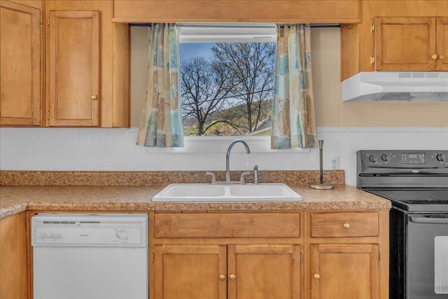 120 Raulstontown Road, South Pittsburg, TN 37380