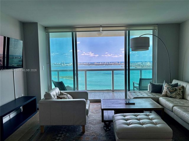 1800 N Bayshore Drive 4209, Miami, FL 33132