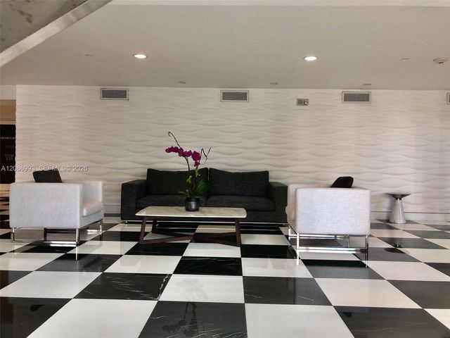 1800 N Bayshore Drive 4209, Miami, FL 33132