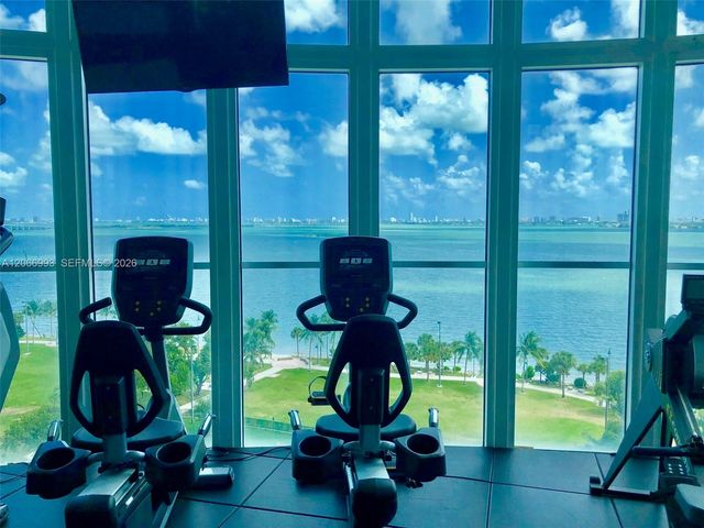 1800 N Bayshore Drive 4209, Miami, FL 33132