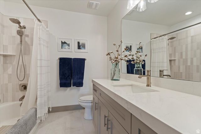 365 S MOUNTAIN RD, Fruit Heights, UT 84037