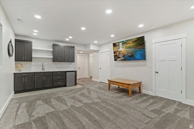 365 S MOUNTAIN RD, Fruit Heights, UT 84037
