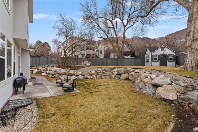 365 S MOUNTAIN RD, Fruit Heights, UT 84037