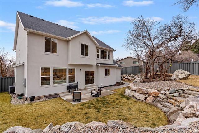 365 S MOUNTAIN RD, Fruit Heights, UT 84037
