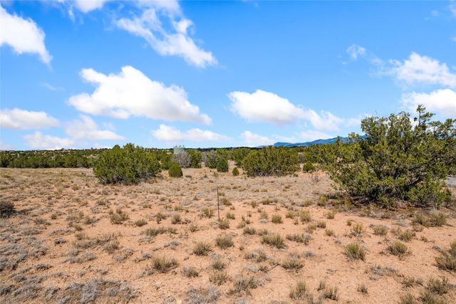 27 Paintbrush Circle, Santa Fe, NM 87506