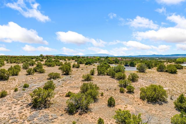 27 Paintbrush Circle, Santa Fe, NM 87506