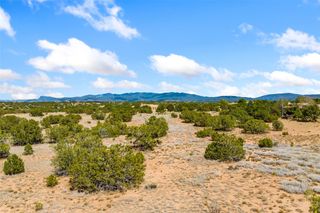 27 Paintbrush Circle, Santa Fe, NM 87506