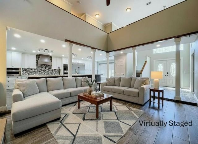 10655 LAKEVIEW DRIVE, New Port Richey, FL 34654