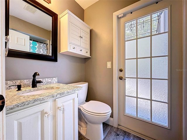 10655 LAKEVIEW DRIVE, New Port Richey, FL 34654