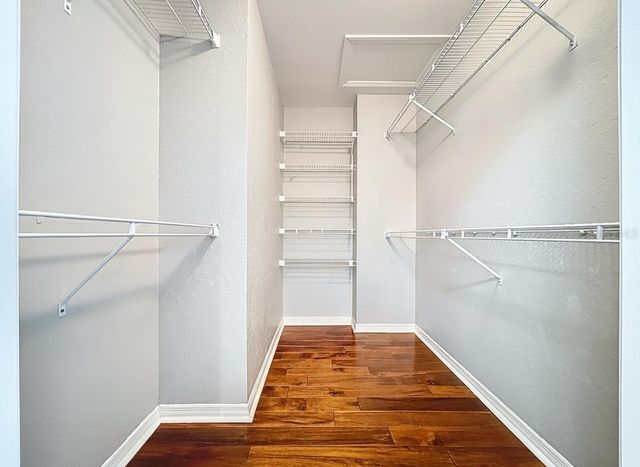 10655 LAKEVIEW DRIVE, New Port Richey, FL 34654