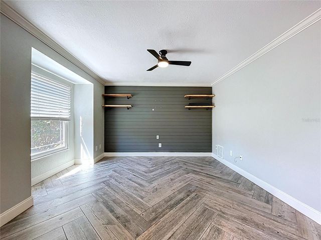 10655 LAKEVIEW DRIVE, New Port Richey, FL 34654