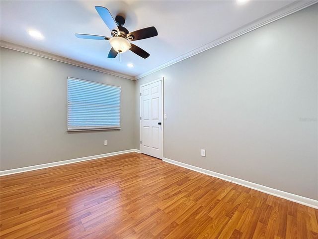 10655 LAKEVIEW DRIVE, New Port Richey, FL 34654