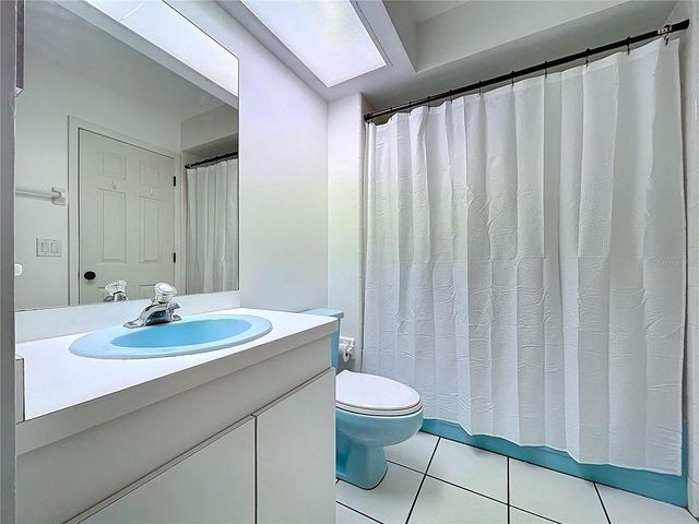 10655 LAKEVIEW DRIVE, New Port Richey, FL 34654