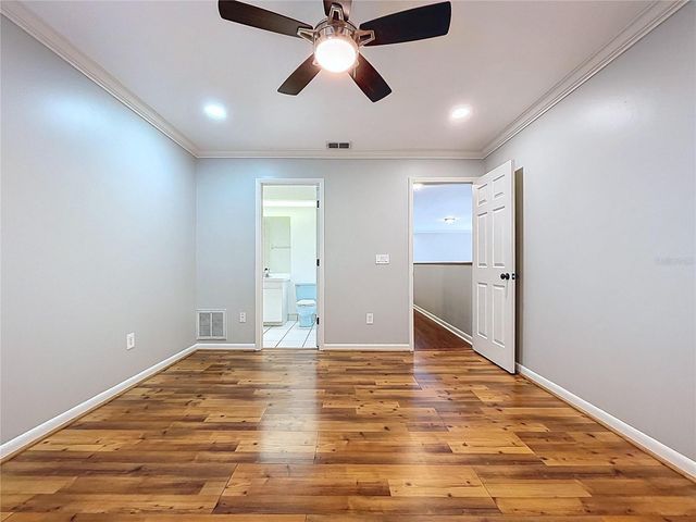 10655 LAKEVIEW DRIVE, New Port Richey, FL 34654