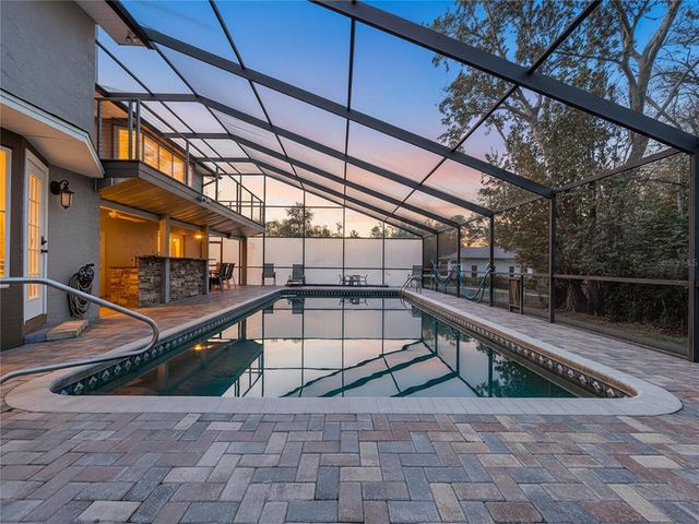 10655 LAKEVIEW DRIVE, New Port Richey, FL 34654