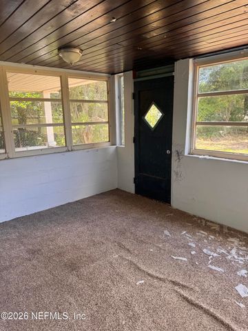 12746 WOODLAND Avenue, Jacksonville, FL 32218