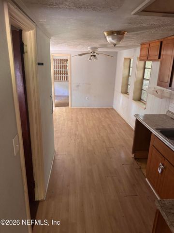 12746 WOODLAND Avenue, Jacksonville, FL 32218