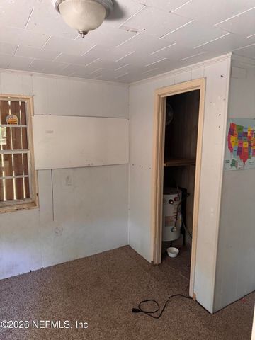 12746 WOODLAND Avenue, Jacksonville, FL 32218