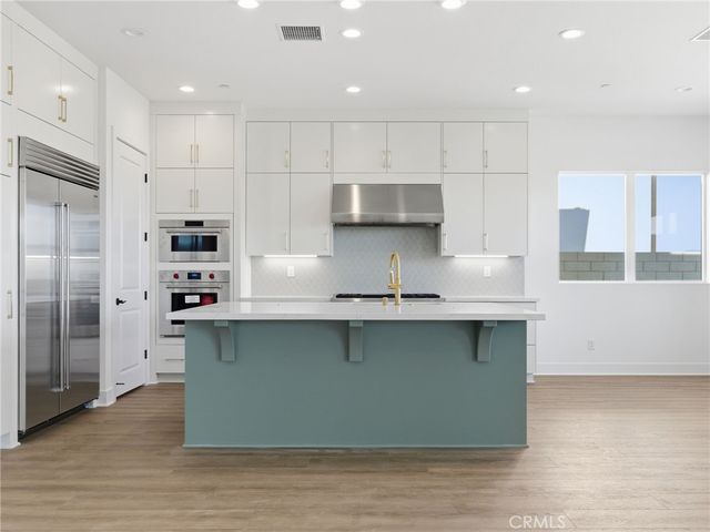 27558 Juniper Lane, Valencia, CA 91381