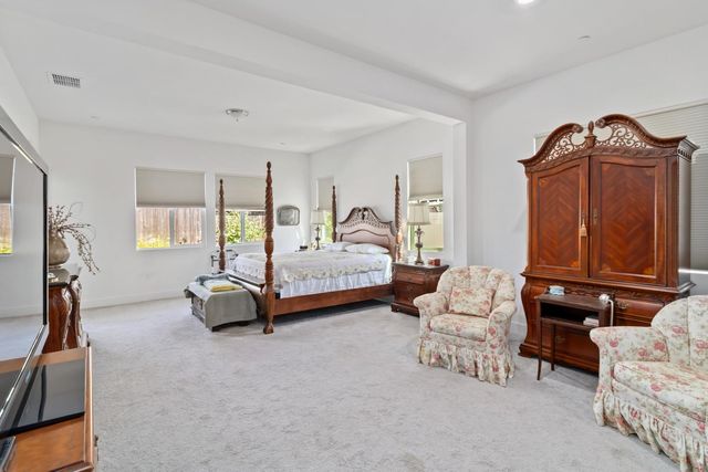 5000 Fieldview Ln, Roseville, CA 95747