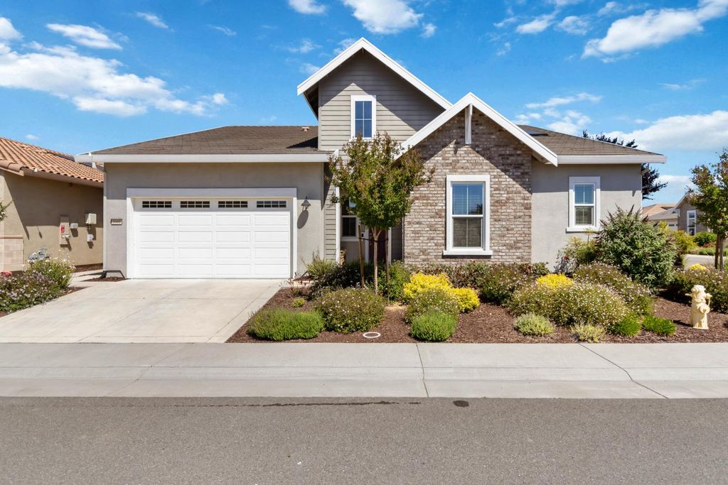 5000 Fieldview Ln, Roseville, CA 95747