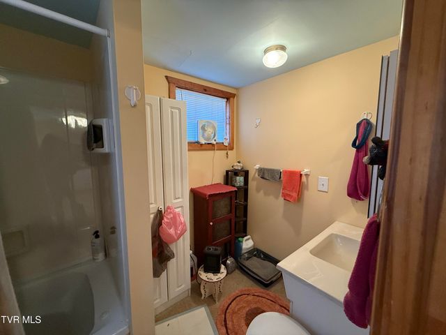 1770 Red Brush Road, Mountain City, TN 37683