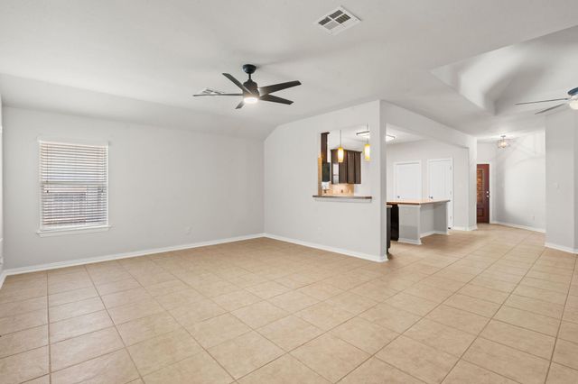 322 Strawberry Blonde DR, Buda, TX 78610