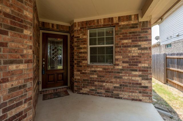 322 Strawberry Blonde DR, Buda, TX 78610