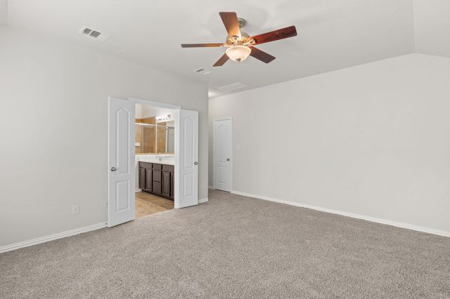 322 Strawberry Blonde DR, Buda, TX 78610