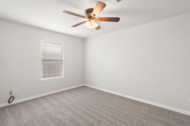 322 Strawberry Blonde DR, Buda, TX 78610