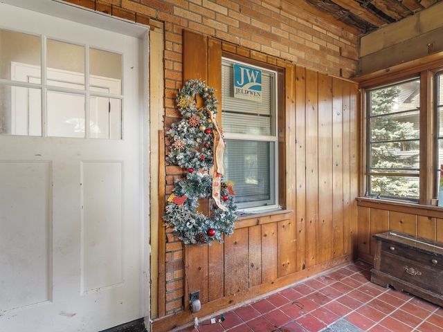 422 N Rockford Avenue, Rockford, IL 61107