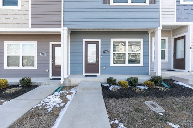 8110 Logan Dr, La Vergne, TN 37086