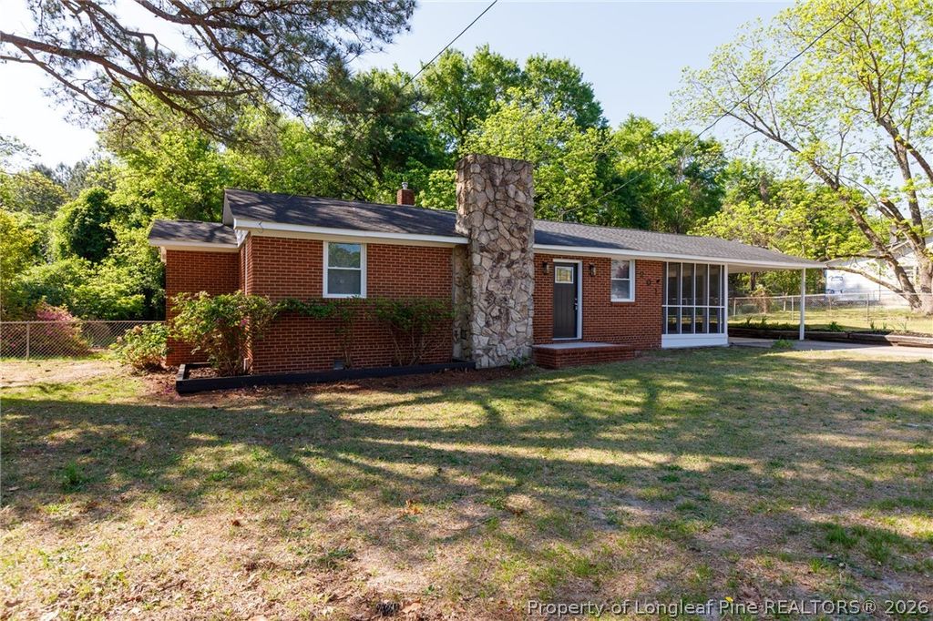 201 Scarborough Street, Spring Lake, NC 28390 — photo 2