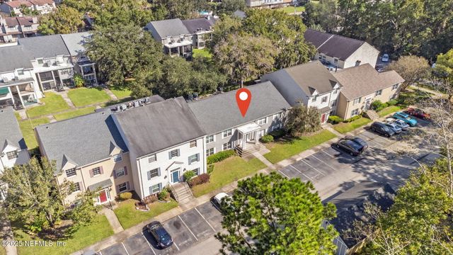 4315 PLAZA GATE Lane S 202, Jacksonville, FL 32217