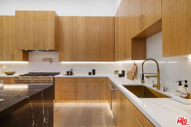 4535 Haskell Avenue, Encino (los Angeles), CA 91436