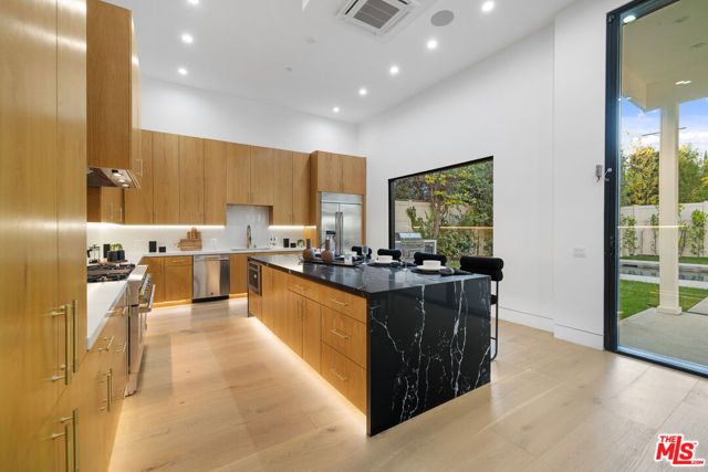 4535 Haskell Avenue, Encino (los Angeles), CA 91436