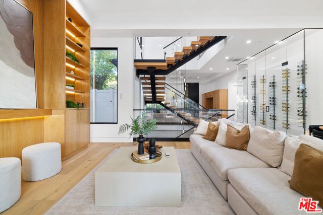 4535 Haskell Avenue, Encino (los Angeles), CA 91436