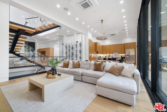 4535 Haskell Avenue, Encino (los Angeles), CA 91436