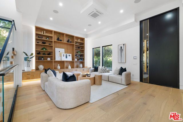 4535 Haskell Avenue, Encino (los Angeles), CA 91436