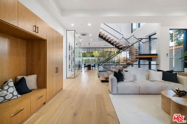 4535 Haskell Avenue, Encino (los Angeles), CA 91436