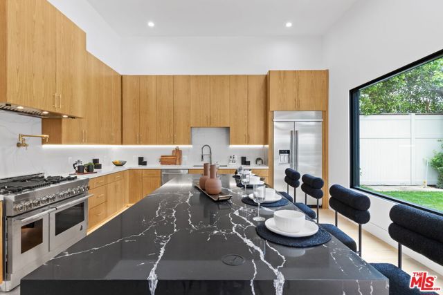 4535 Haskell Avenue, Encino (los Angeles), CA 91436