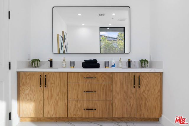 4535 Haskell Avenue, Encino (los Angeles), CA 91436