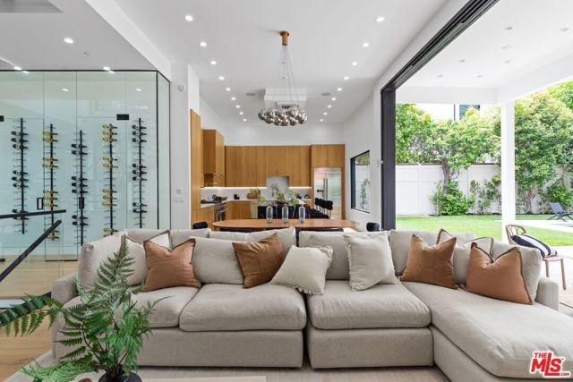 4535 Haskell Avenue, Encino (los Angeles), CA 91436